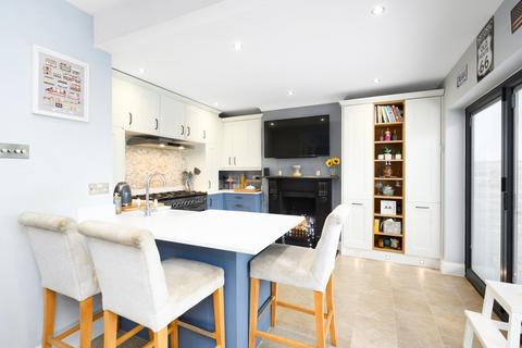 4 bedroom semi-detached house for sale, Dudley Road, WALTON-ON-THAMES, KT12