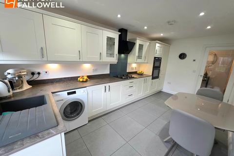3 bedroom detached bungalow for sale, Crown Green, Mansfield, NG19