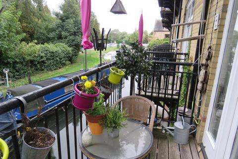 2 bedroom end of terrace house for sale, Chandlers Wharf, Cambridgeshire PE19