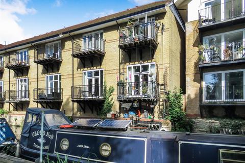 2 bedroom end of terrace house for sale, Chandlers Wharf, Cambridgeshire PE19
