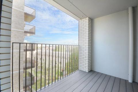 1 bedroom flat to rent, Sayer Street, Elephant and Castle, London, SE17