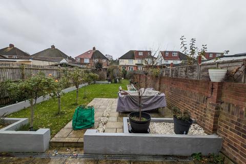 undefined, Gledwood Avenue, Hayes, Greater London, UB4