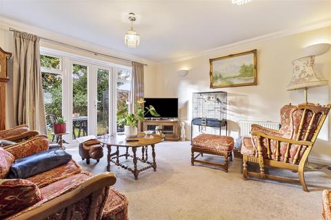 4 bedroom detached bungalow for sale, Greenland Road, Worthing