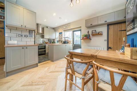 undefined, Midland Terrace, London NW2