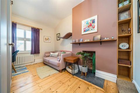 undefined, Midland Terrace, London NW2