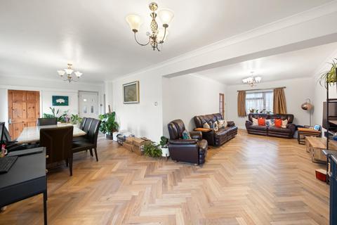 undefined, Prestwick Close, Southall