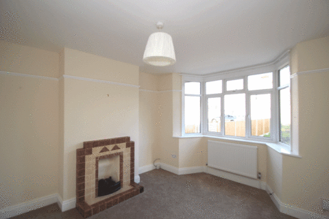 3 bedroom semi-detached house to rent, Coward Road, Gosport, Hampshire PO12 2LP