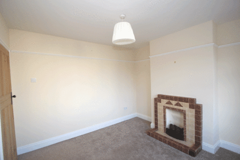 3 bedroom semi-detached house to rent, Coward Road, Gosport, Hampshire PO12 2LP