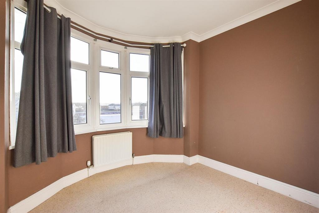 Bedroom 1.jpg