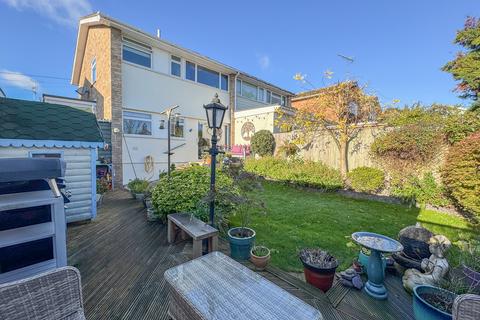3 bedroom semi-detached house for sale, Elizabeth Close, Hockley
