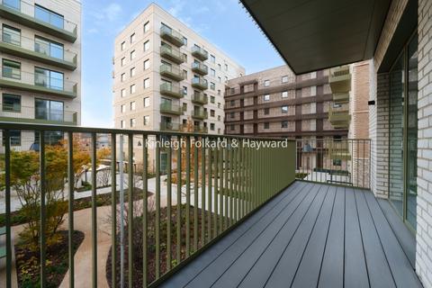 3 bedroom flat to rent, Tide Street, Barking, IG11