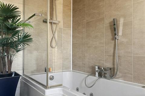 4 bedroom semi-detached house for sale, Ermin Street, Blunsdon, Swindon, SN26