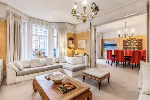 Drayton Gardens, London, SW10
