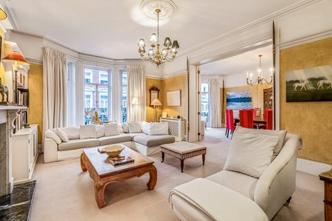 undefined, Drayton Gardens, London, SW10