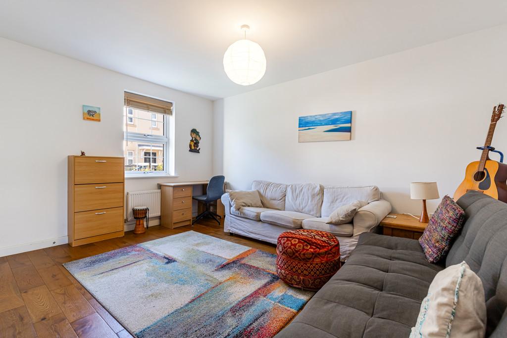 A07 - 7 Strawberry Lane, Exeter - 251119