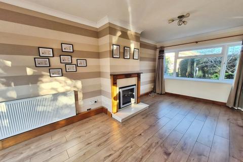2 bedroom semi-detached house to rent, Waltwood Road, Llanmartin, Newport