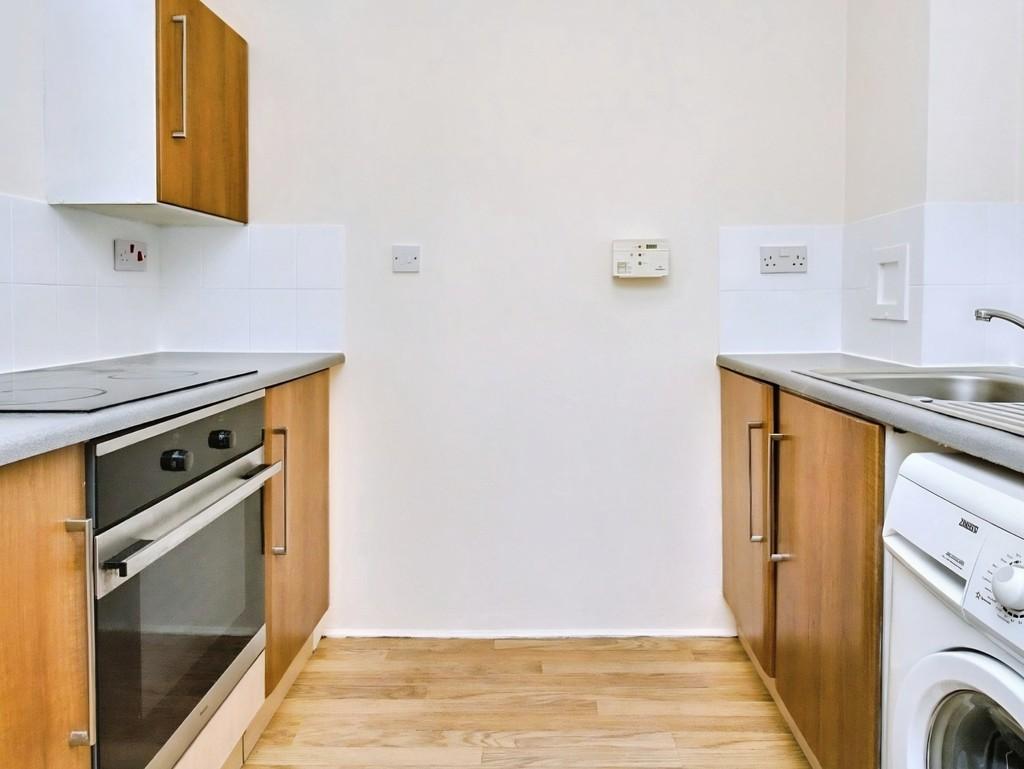 5235f642-kitchen