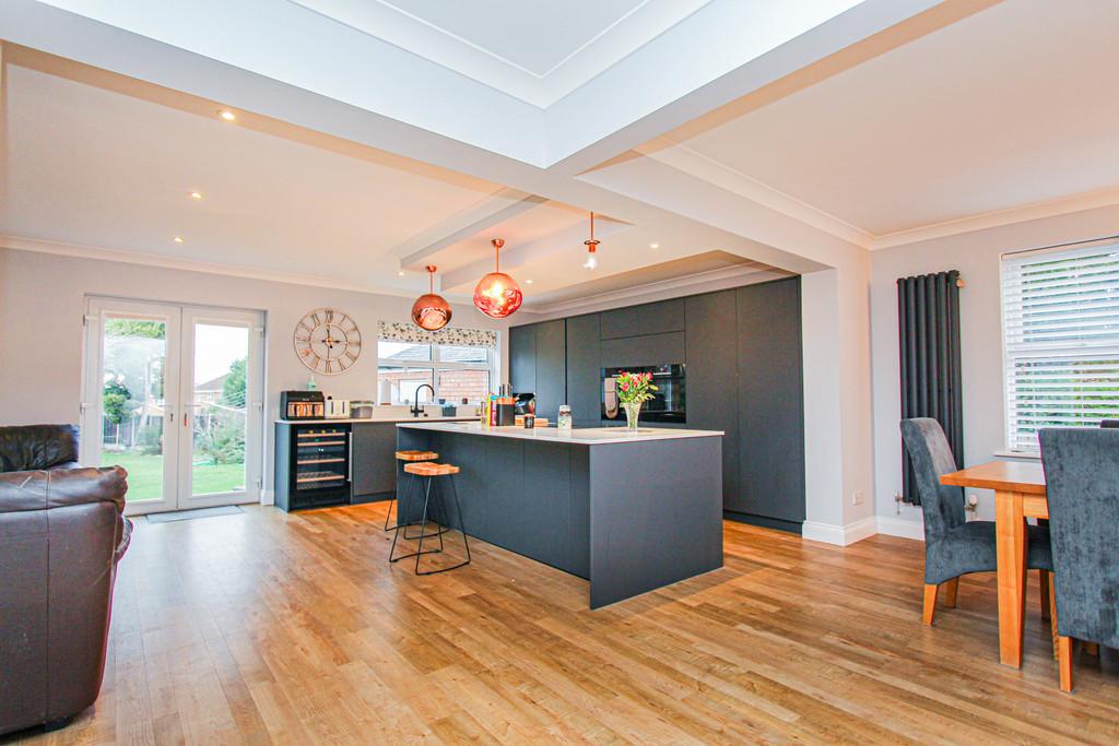 Open Plan Kitchen/Family Room