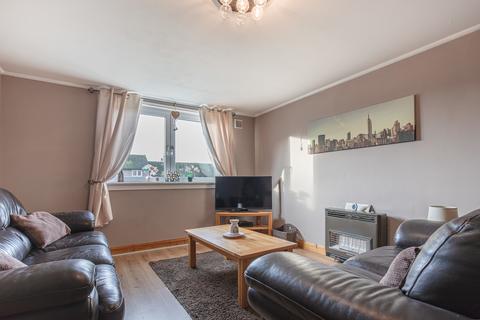 2 bedroom apartment to rent, Gardner Drive, Aberdeen