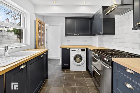 3 bedroom terraced house for sale, Bloom Street, Pontcanna