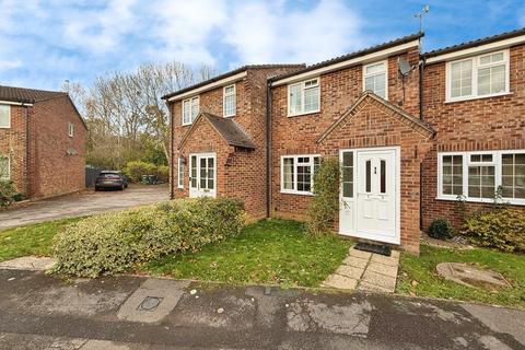 Maybrook, Basingstoke RG24