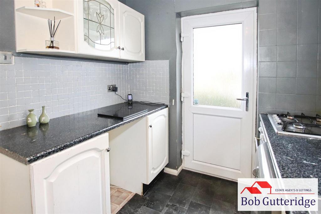 Fitted kitchen