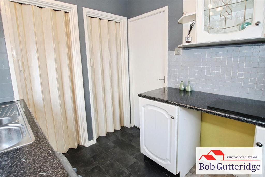Fitted kitchen