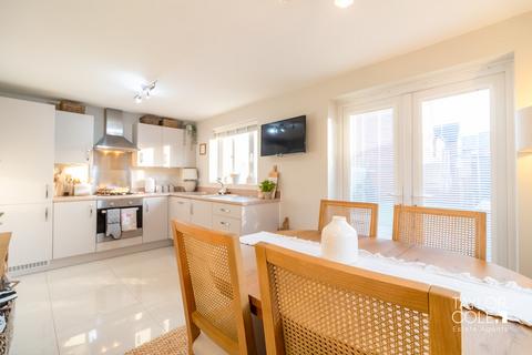 undefined, Meadow Way, Tamworth