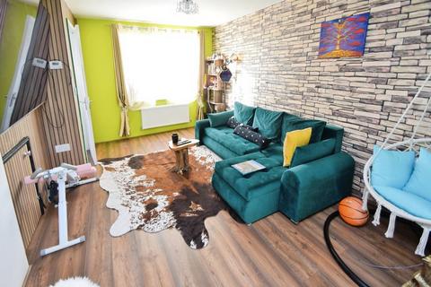 3 bedroom detached house for sale, Blackthorne Close, Bradford BD2