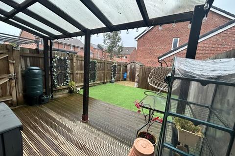 2 bedroom semi-detached house to rent, Sweet Chestnut, Exeter EX5