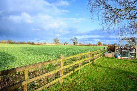 3 bedroom cottage for sale, Tibberton, Newport