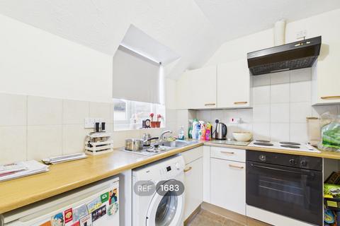 undefined, Nicholsons Grove, Colchester, CO1 2XS