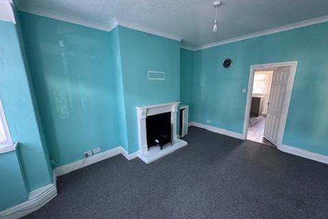 2 bedroom terraced house to rent, Berkshire Street, Hull