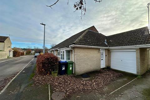 3 bedroom semi-detached bungalow to rent, Light Close, Corsham
