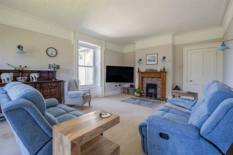 undefined, Clipterfyn, Llanddulas