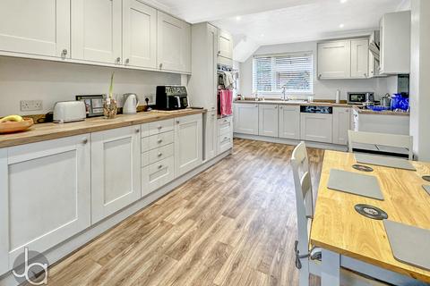 4 bedroom semi-detached house for sale, Hazell Avenue, Colchester
