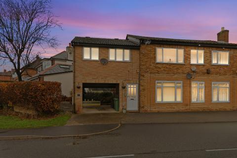 undefined, Hall Lane, Leeds, LS18