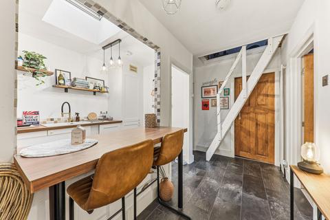undefined, Hall Lane, Leeds, LS18