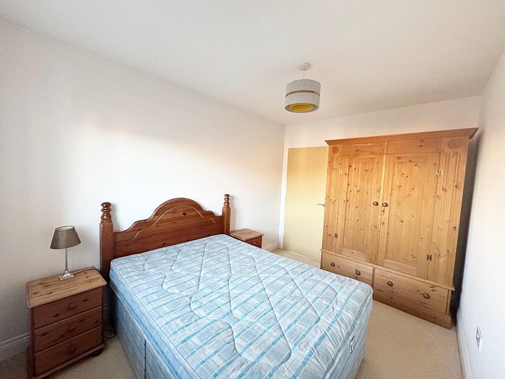 Bedroom (4)
