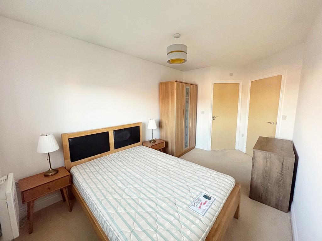 Bedroom (2)