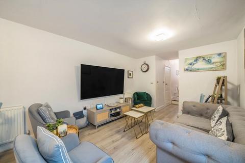 undefined, Petersfield Road, London W3