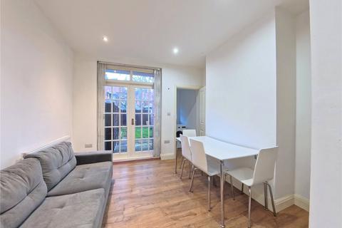 3 bedroom apartment to rent, Mora Road, London, NW2