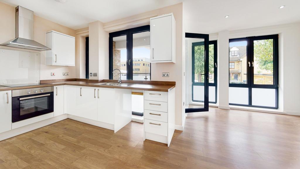 Kitchen & Reception