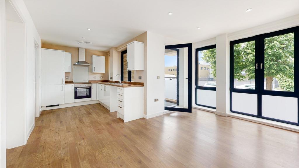 Kitchen & Reception