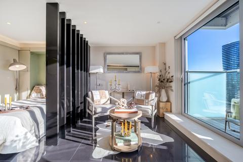 Studio for sale, Pan Peninsula Square London E14