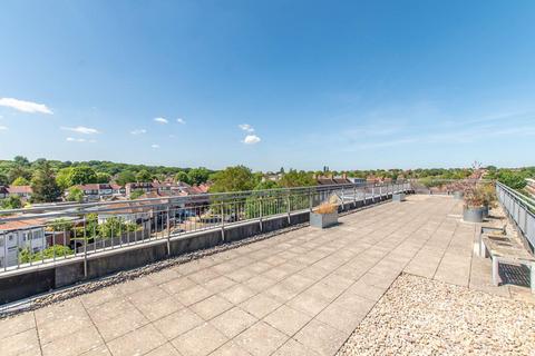 undefined, Sudbury Heights Avenue, Sudbury, Greenford, UB6