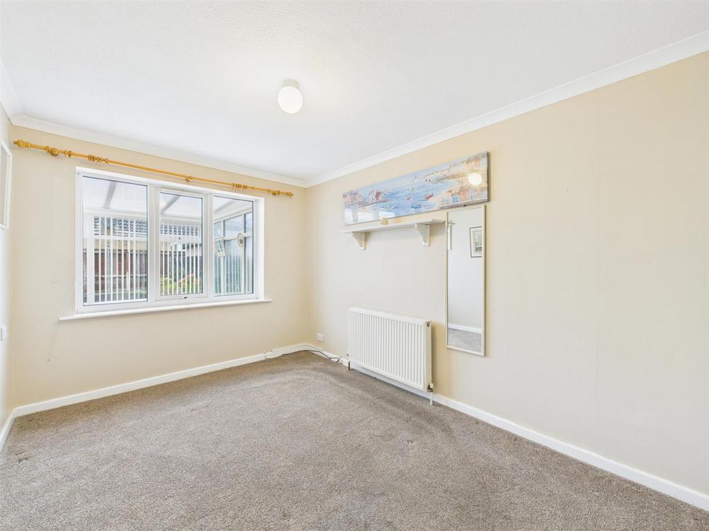 Bedroom: