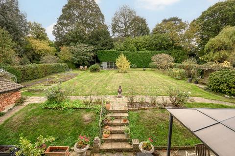 6 bedroom detached house for sale, Redhill RH1