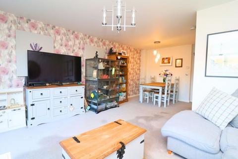 3 bedroom semi-detached house for sale, Rosedene Close, Rushall