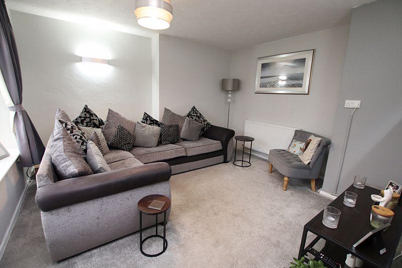 Lounge photo 2